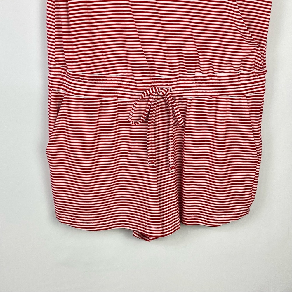Vineyard Vines Short Sleeve Wrap Design Tie Waist Romper Size M - Picture 3 of 7